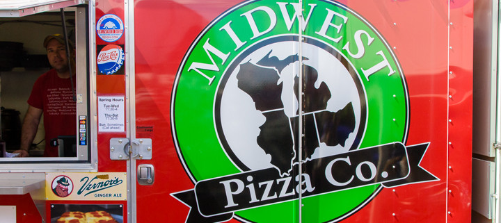 Logo for the Midwest Pizza Company