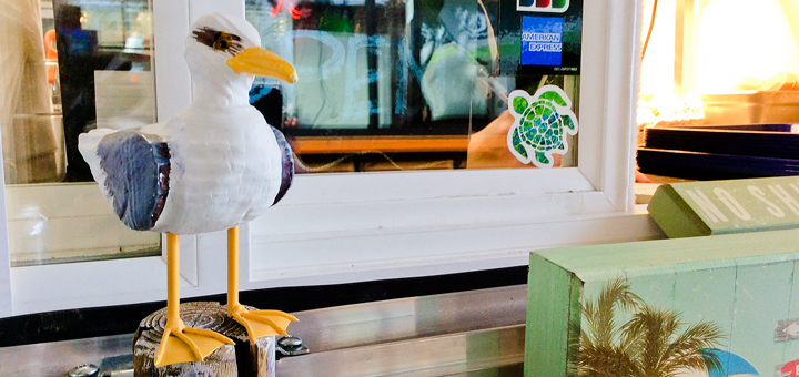 Gulf Bites food cart seagull statue