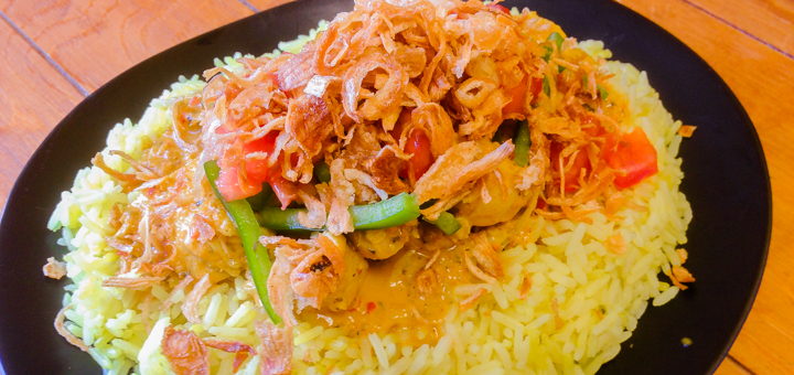 The coconut chicken curry from Burmasphere 